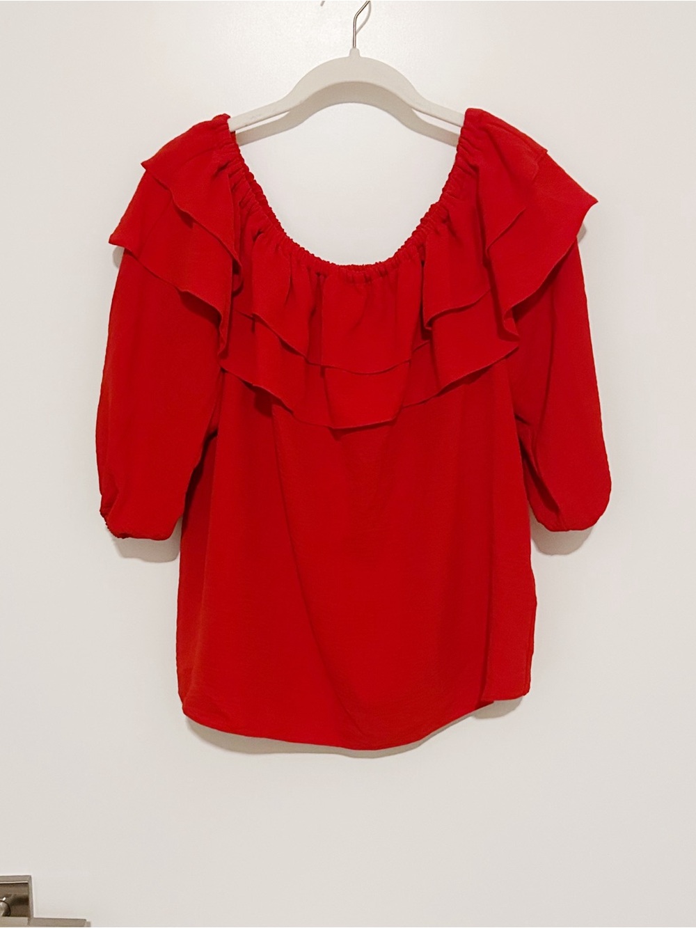 CeCe Off-the-Shoulder Blouse